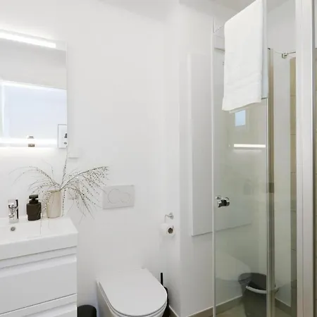 1 Bedroom Cozy In Lembruch-duemmer *